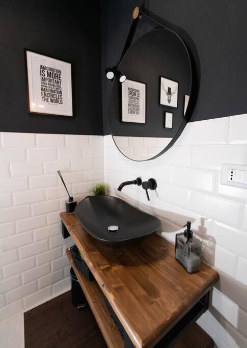 Loft Stupendo Nel Cuore Di Trastevere Acasadicri โรม ภายนอก รูปภาพ