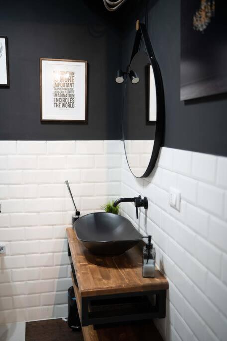 Loft Stupendo Nel Cuore Di Trastevere Acasadicri โรม ภายนอก รูปภาพ